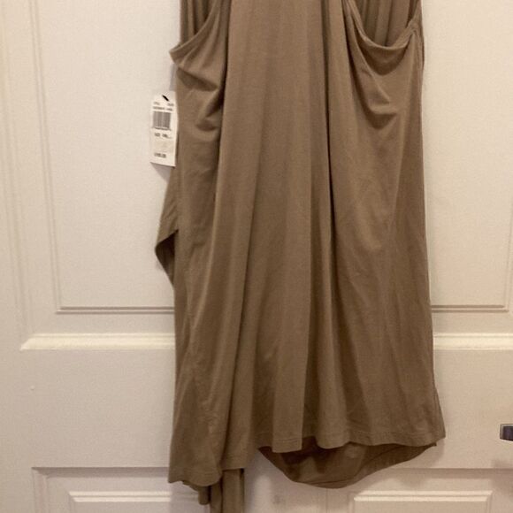 9/15 NWT Exclusively at Saks Fifth Avenue Tunic Top/Coverup in khaki. Size Small - Picture 4 of 9